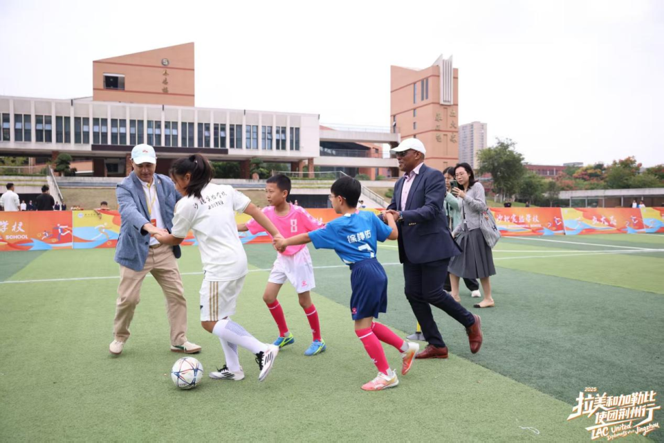 src, 路突破后, img src, 路突破后, img