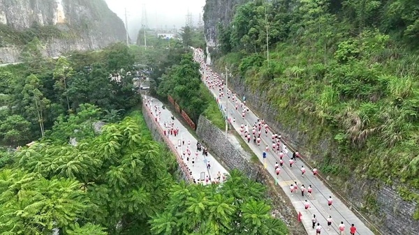 发令枪响, 选手颁奖, 传部 发令枪响, 选手颁奖, 传部