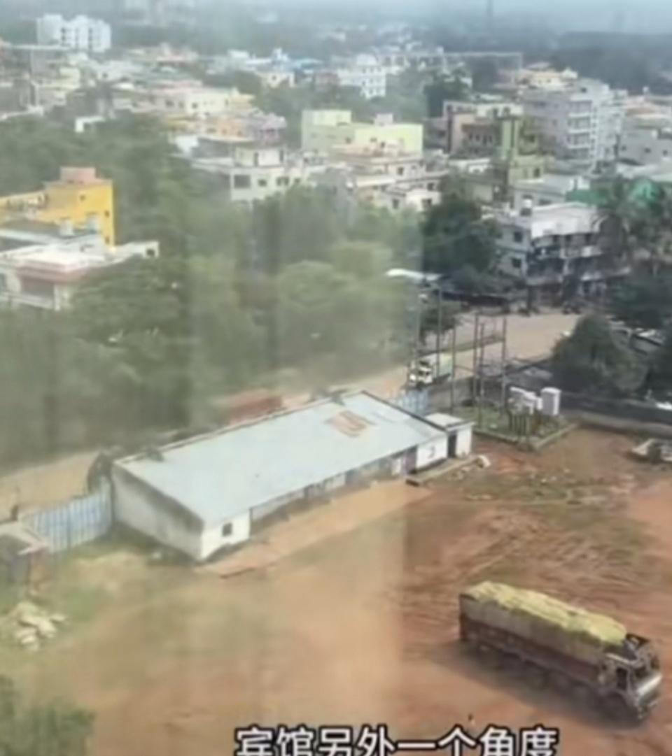 间水龙头里, 印度亚锦赛, dingy 间水龙头里, 印度亚锦赛, dingy