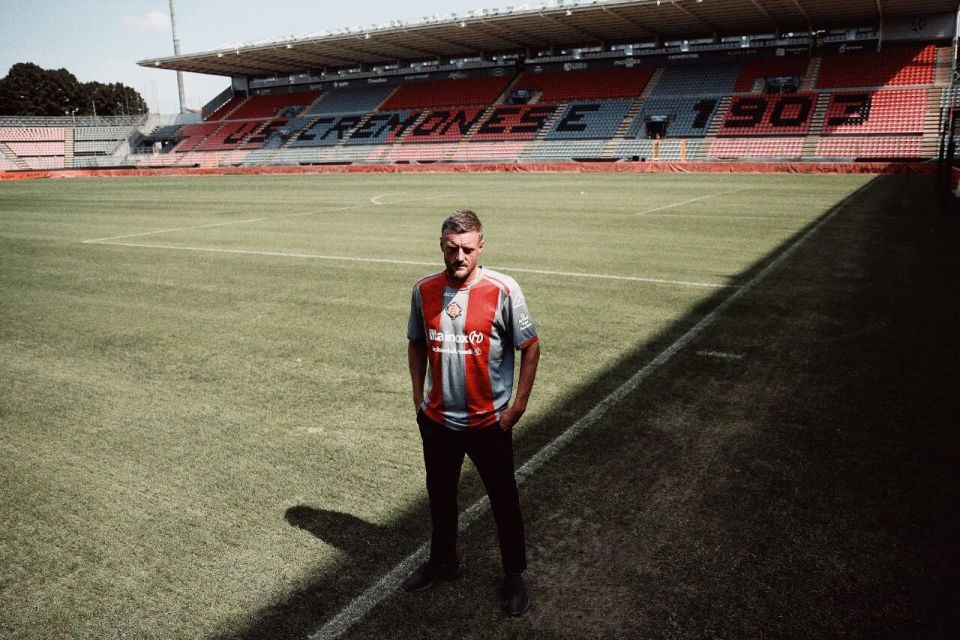 AA, https, src AA, https, src