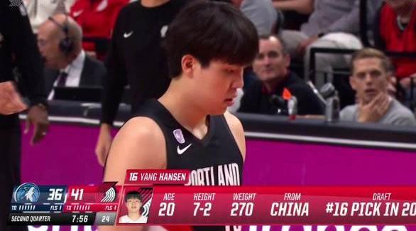 src, 他在首节比